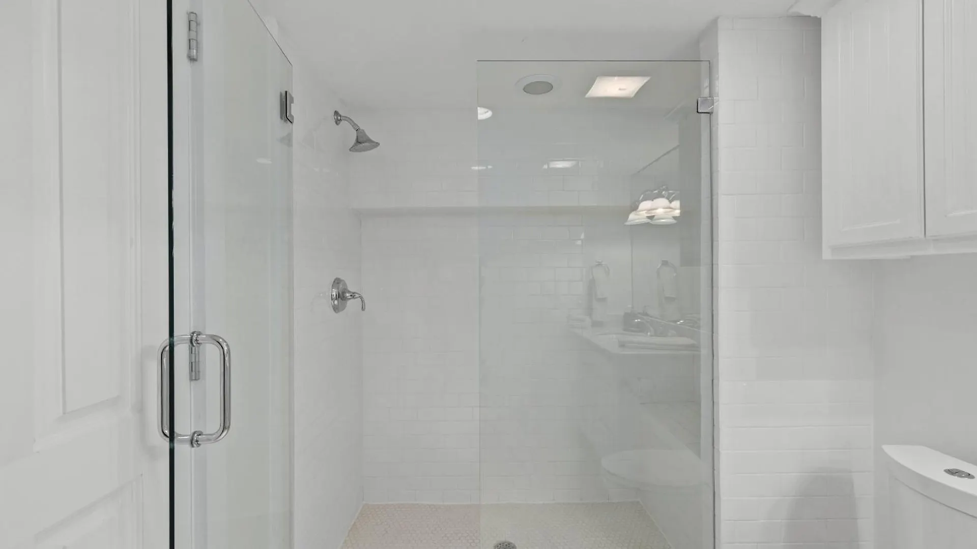 Avalon - Townhouse At The Shores