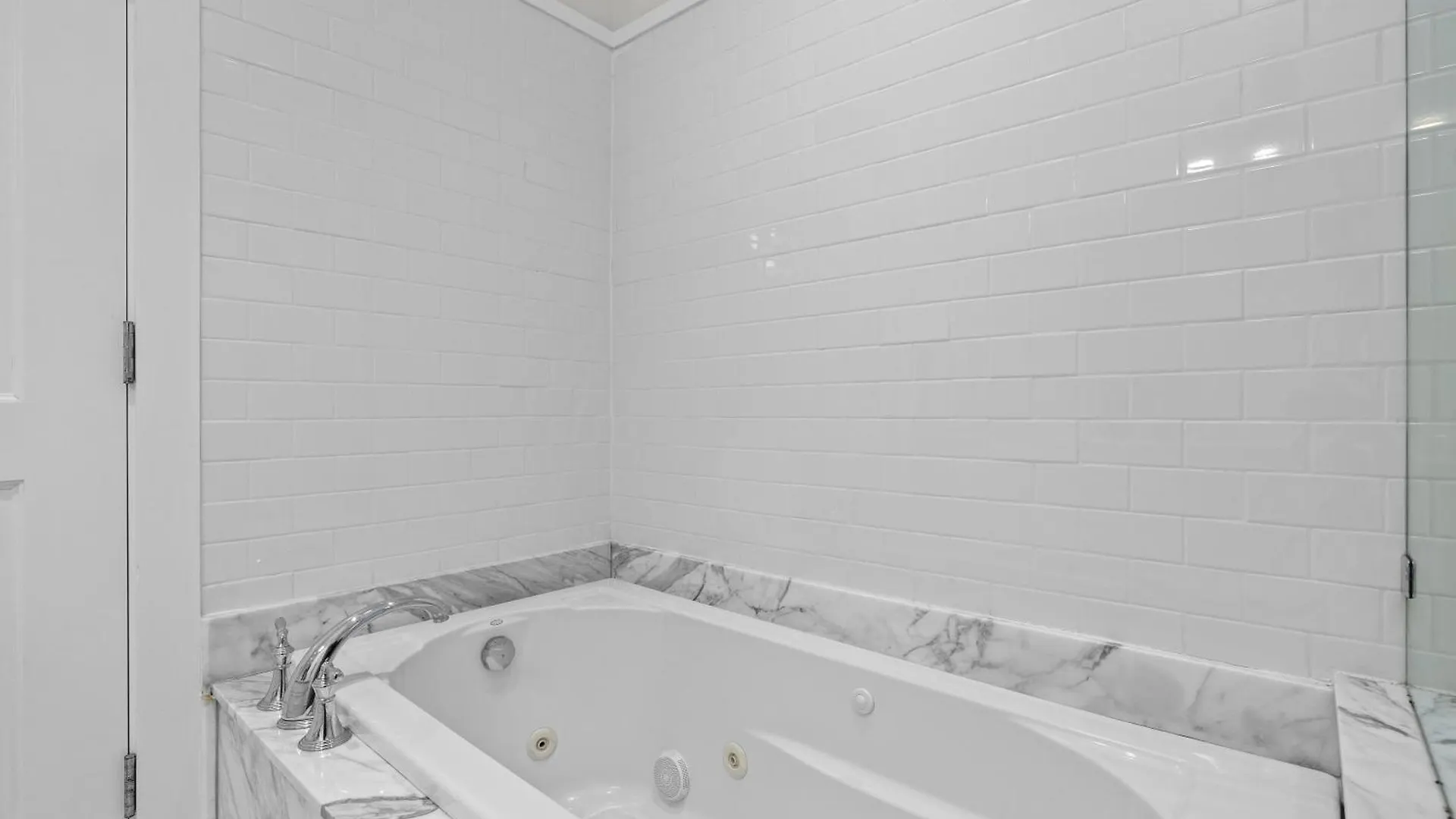 Holiday home Avalon - Townhouse At The Shores *