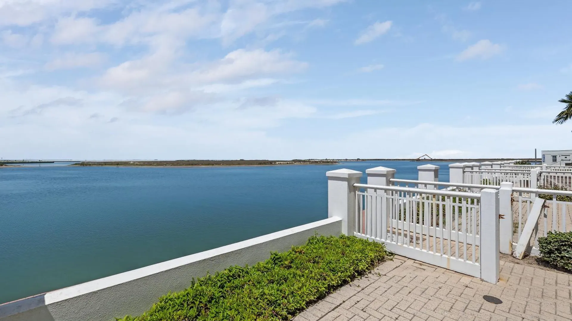 Avalon - Townhouse At The Shores Holiday home *