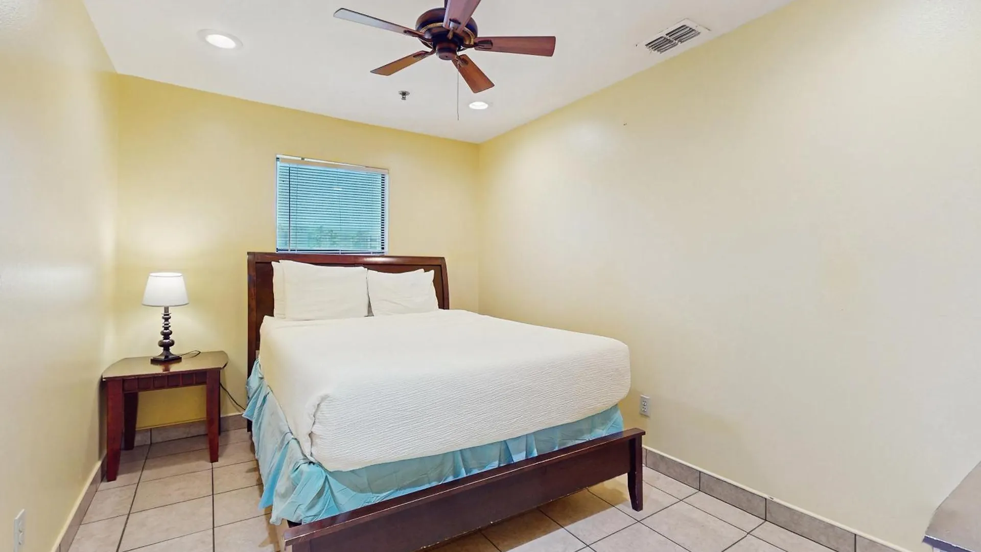 Lantana Retreat Unit #4 * South Padre Island