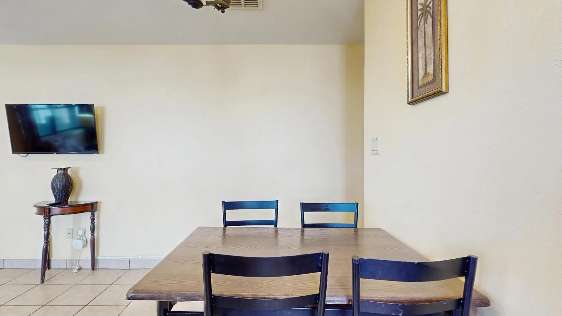 Lantana Retreat Unit #4 *