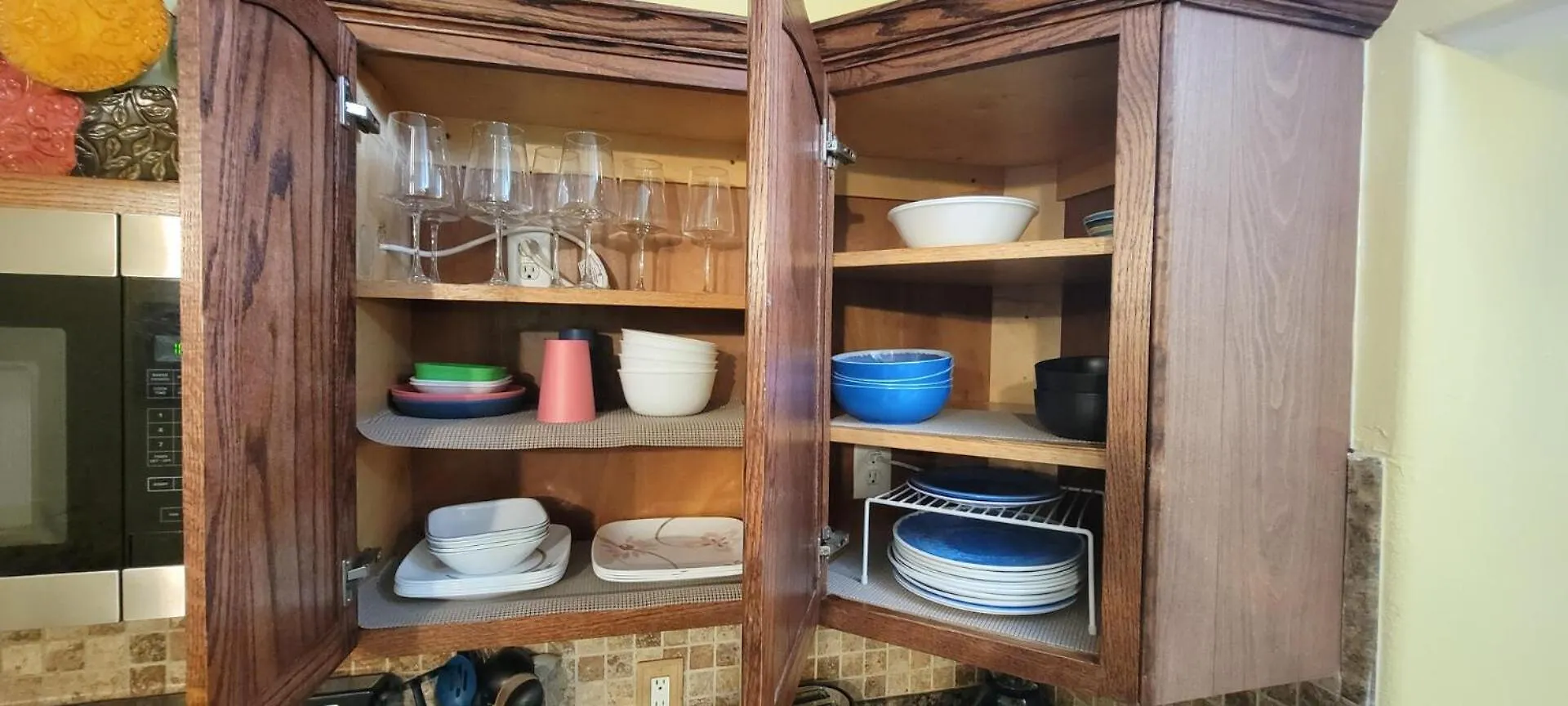 Spotless Updated With Pool - Habitat Unit 7
