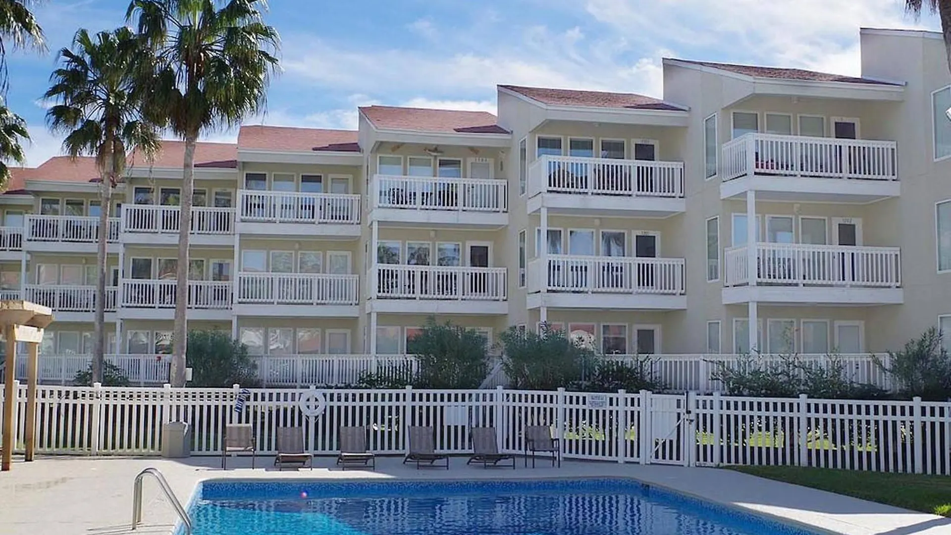 Access Near Spacex! Holiday home