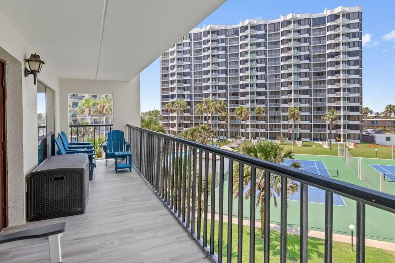 Blue Escape Saida Tower Sea View Apartment South Padre Island