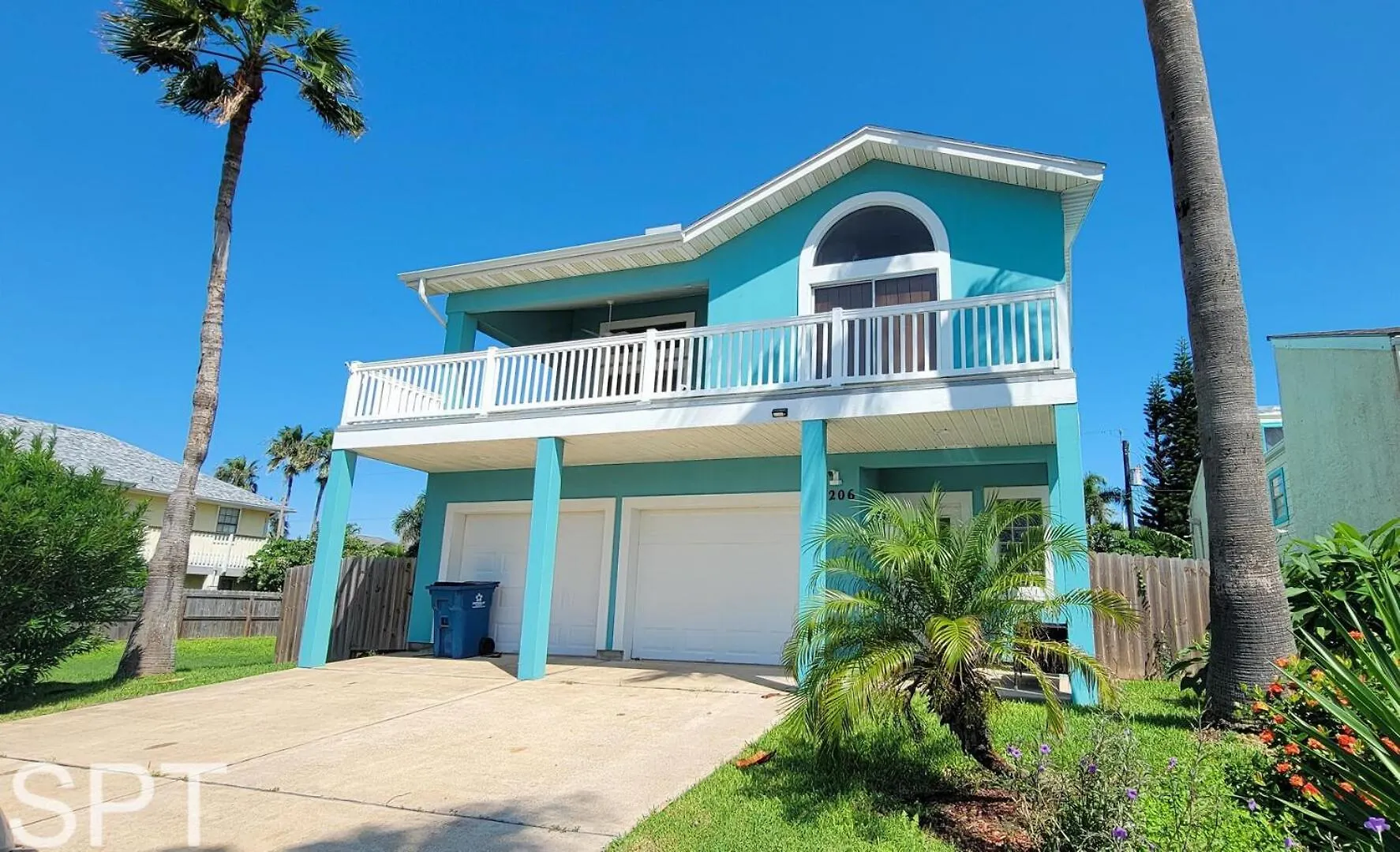 Tranquil Turquoise Retreat