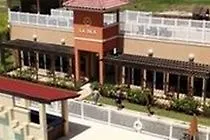 Hotel La Isla Condominiums 3*