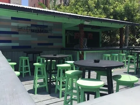 Upper Deck And Bar - Adults Only Отель