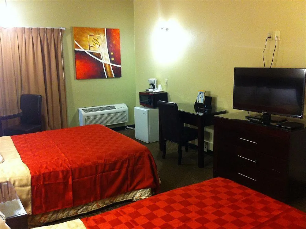 Blue Bay And Hotel 2*