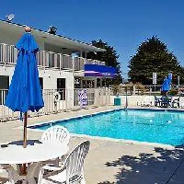Ocean Hotel