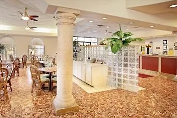 南帕德里酒店 酒店