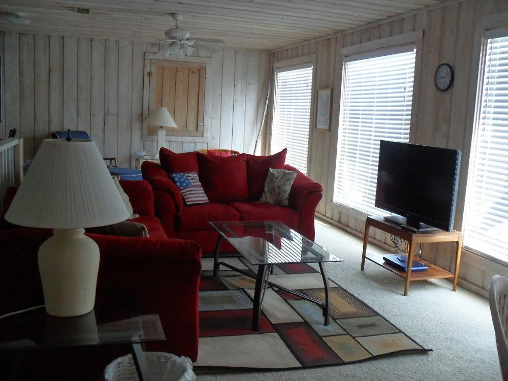 Hotel Island Houses By Island Services