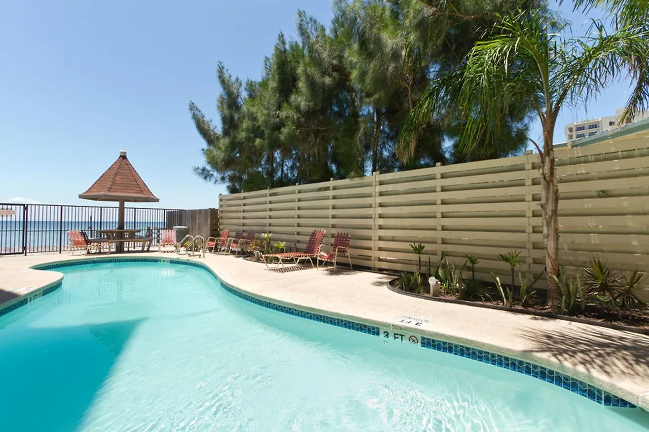 Aparthotel Galleon Bay 3*