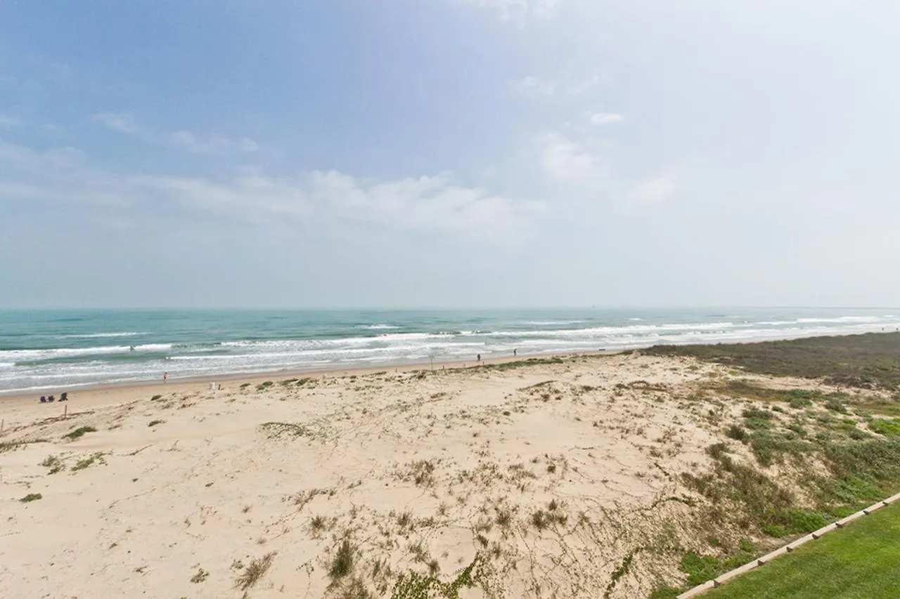 Sea Vista Apartahotel