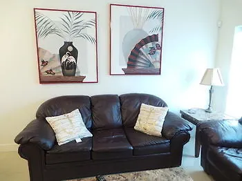 La Isla Condominiums 3*