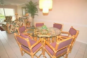 酒店 Front By Island Services 3*
