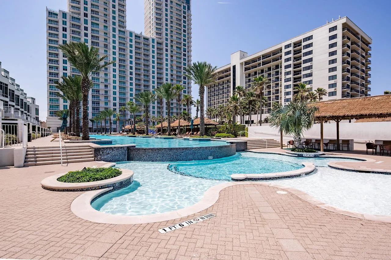Sapphire Apartment *