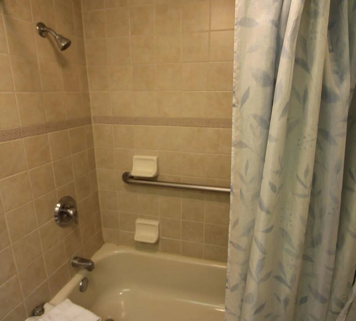 Royale And Tennis Club Resort 4*