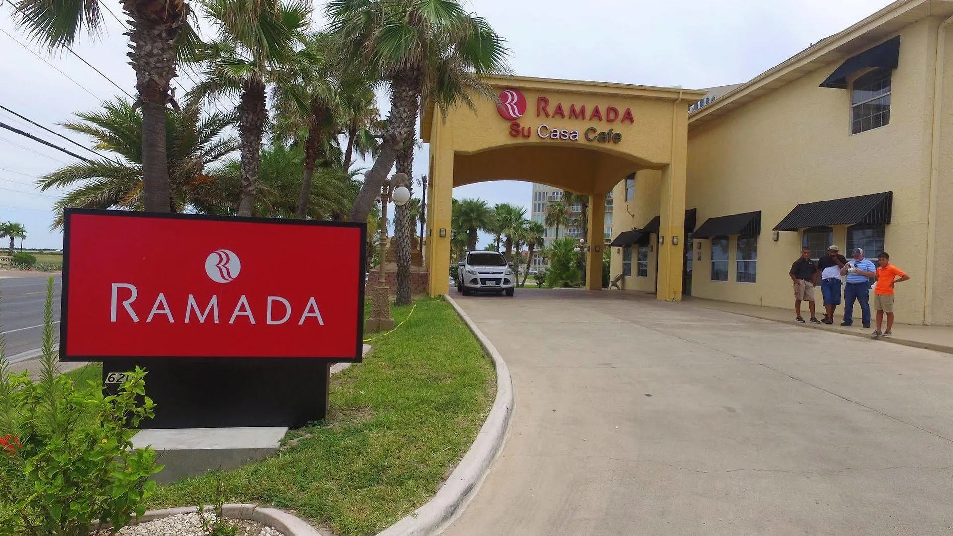 Motel Ramada By Wyndham &