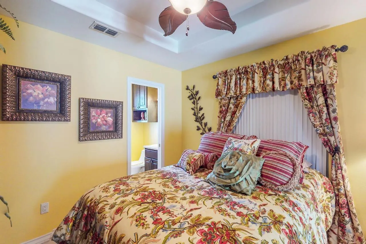 Holiday home 808 Oyster At Long Island Village