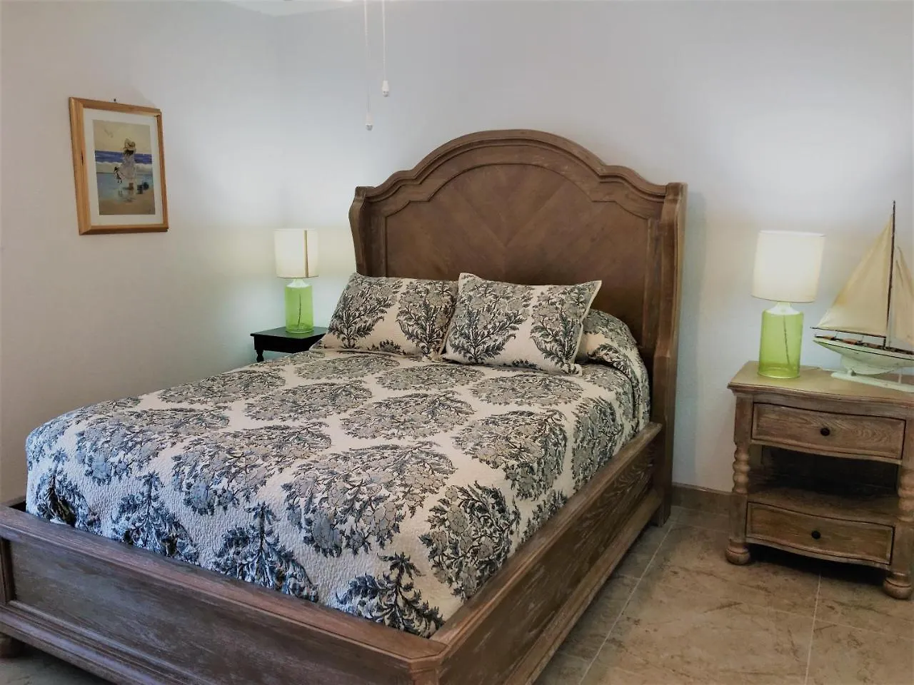 Beachview Unit #214 Apartment *