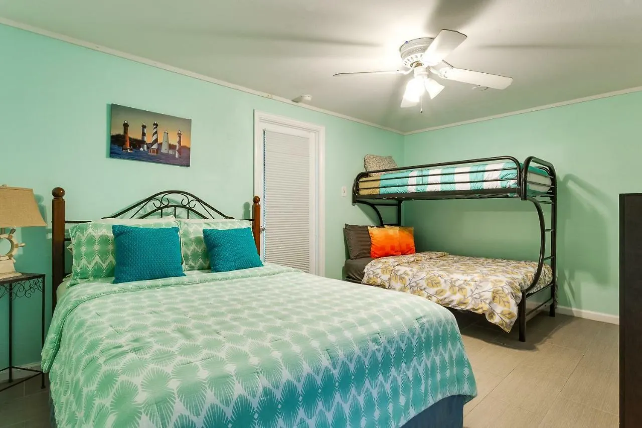 Ocean View Apartahotel South Padre Island