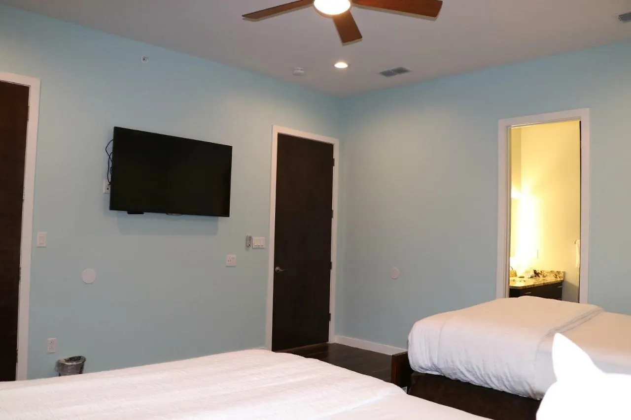 Beachfront 3 Bedroom * South Padre Island