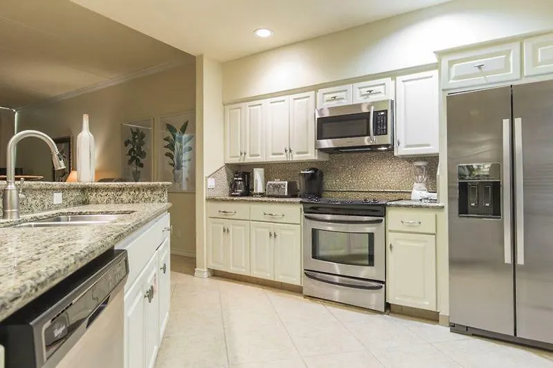 Suntide III Condominiums