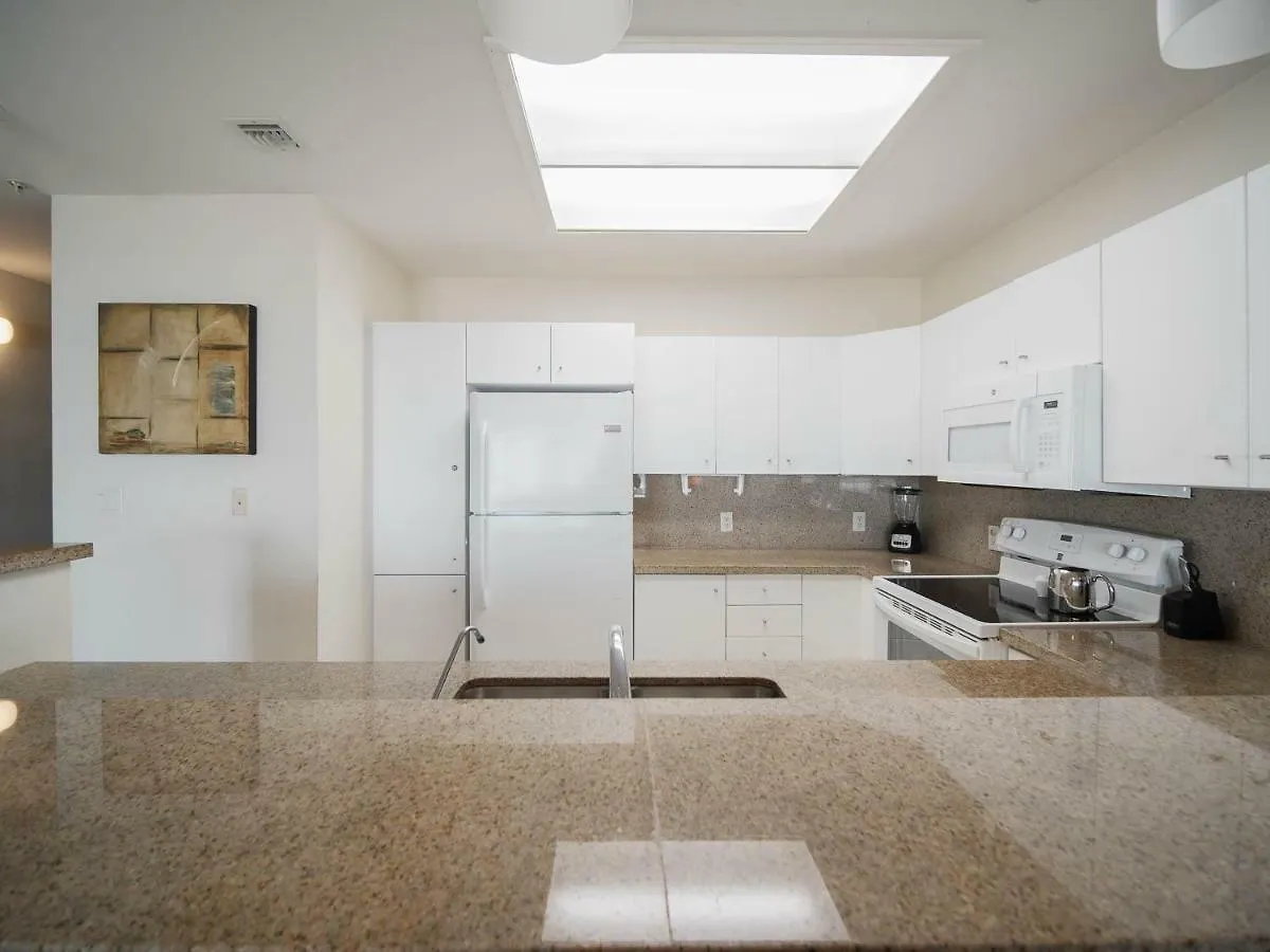Luxurious 3 Bedrooms In Peninsula At The Beach