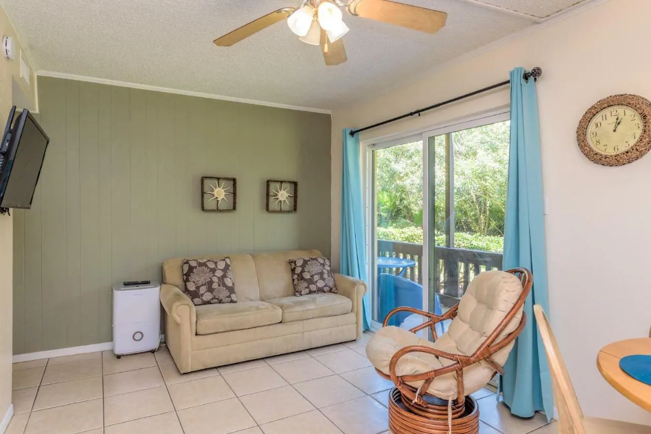 The Tiki- Front Complex! Unit 106 3*