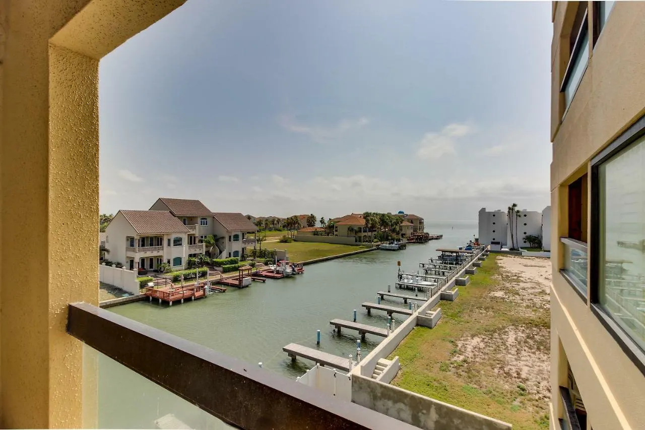 Hotel Marina Retreat *