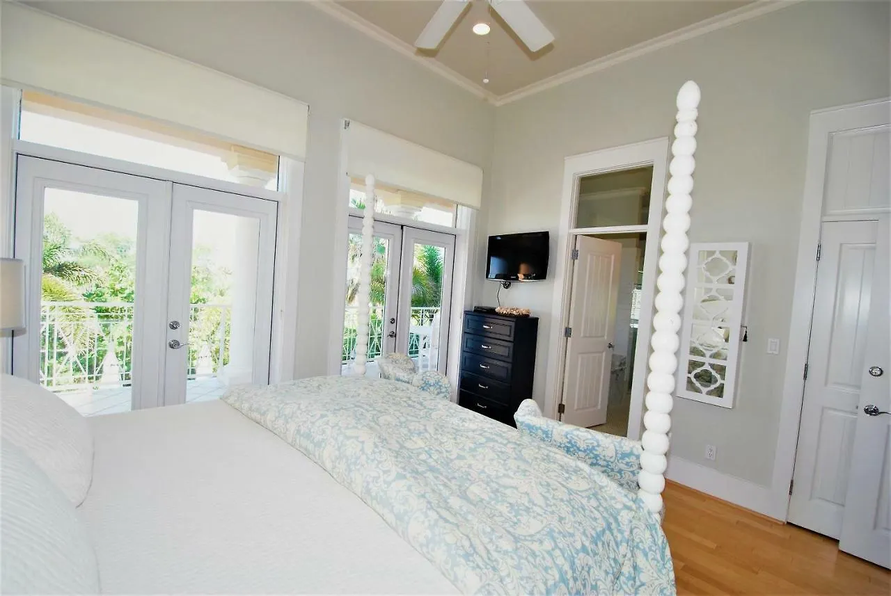 Sea Hawk - Private House With Pool & Hot Tub