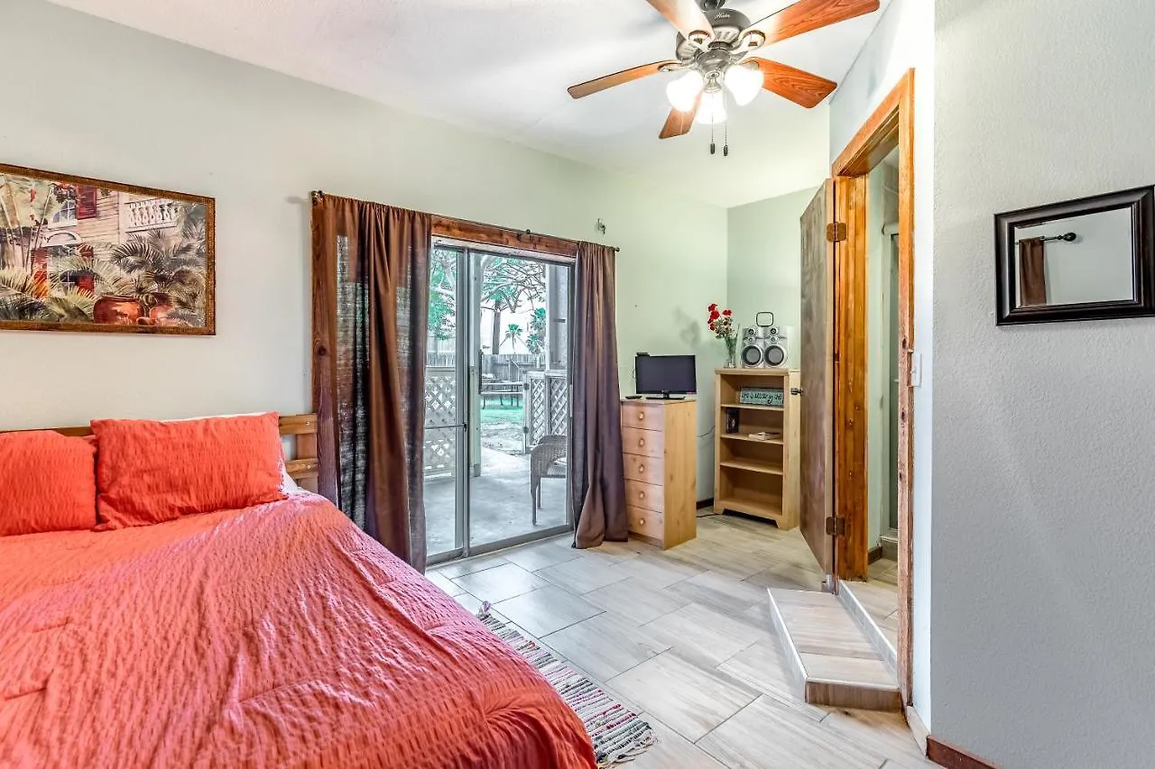 Mesquite Duplex Side B Holiday home *