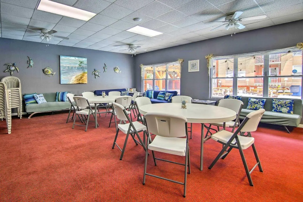 Haven With Shared Amenities - Steps To Beach! South Padre Island