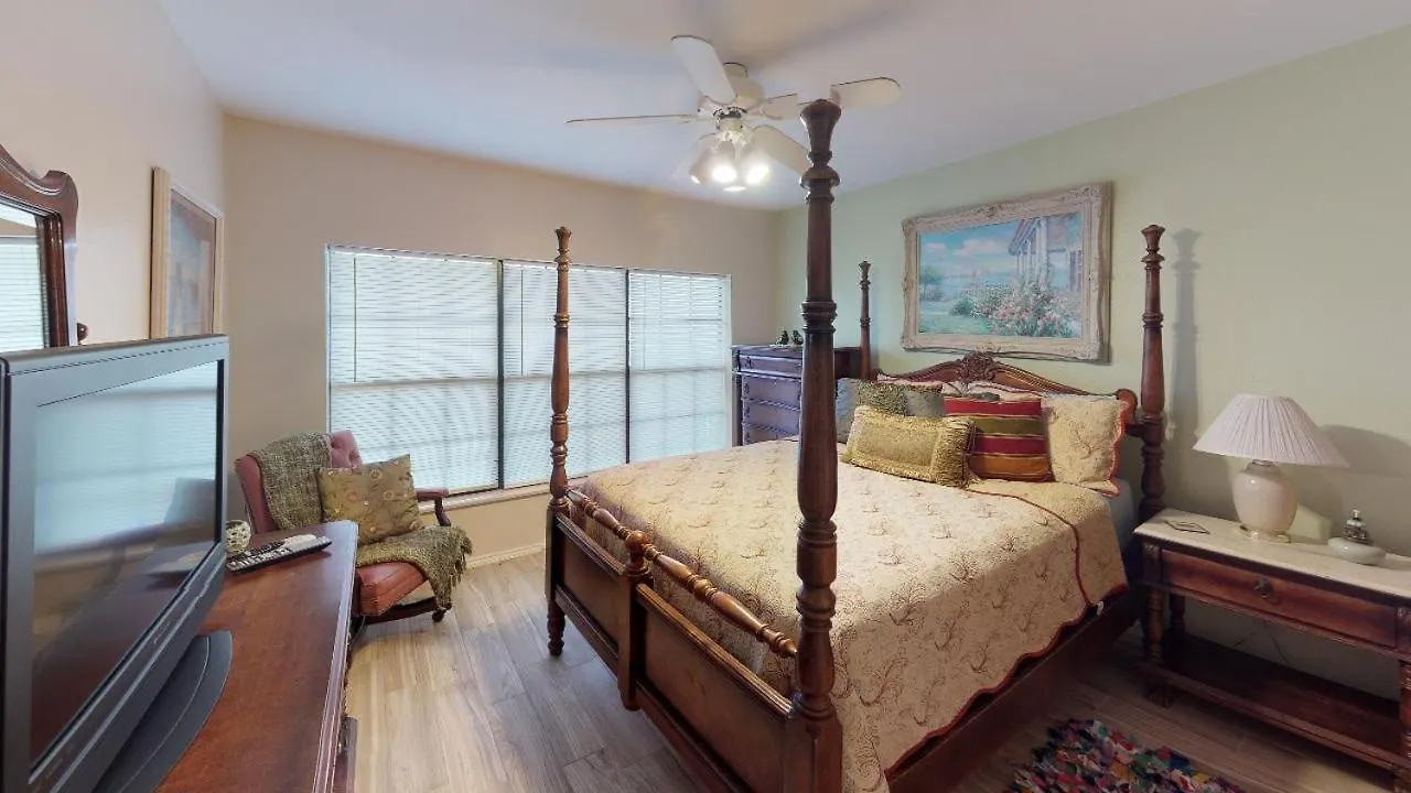 Coastal Townhouse Holiday home *