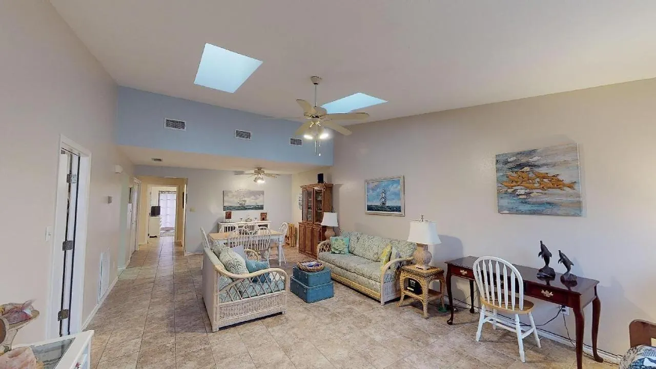Holiday home Coastal Townhouse *