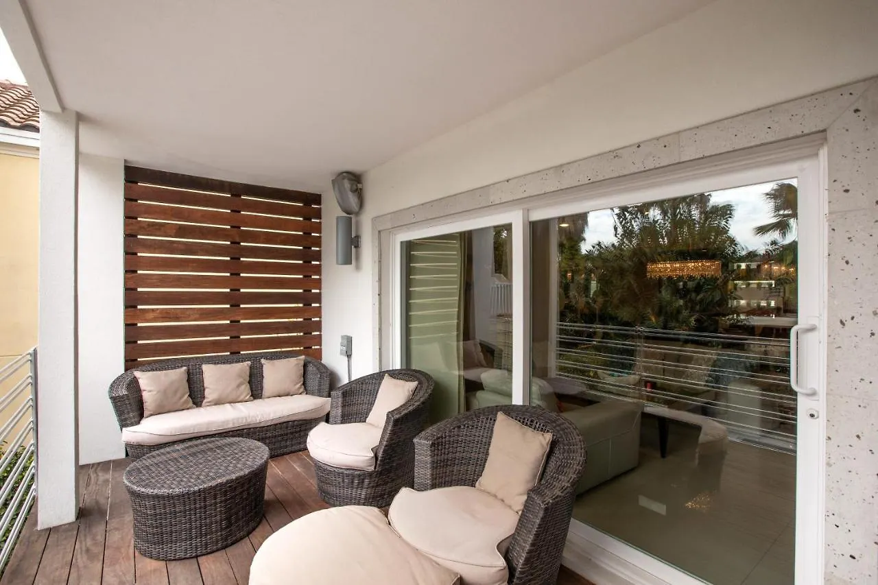 Oleander Paradise - Unit A Holiday home