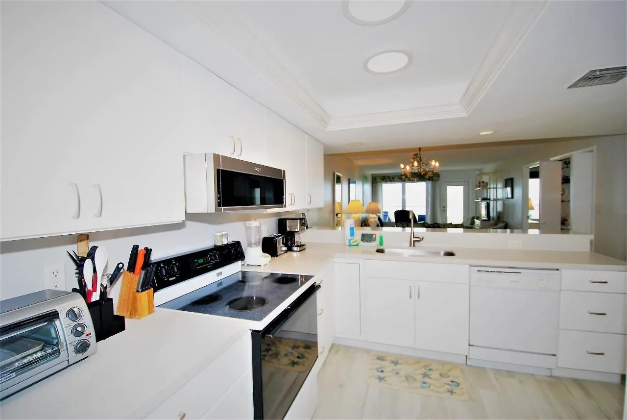 Edgewater Unit #303 Apts * South Padre Island