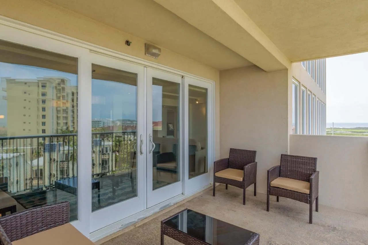 Holiday home Blue View Beauty! Beachfront Resort, Shared Pools & Jacuzzi South Padre Island