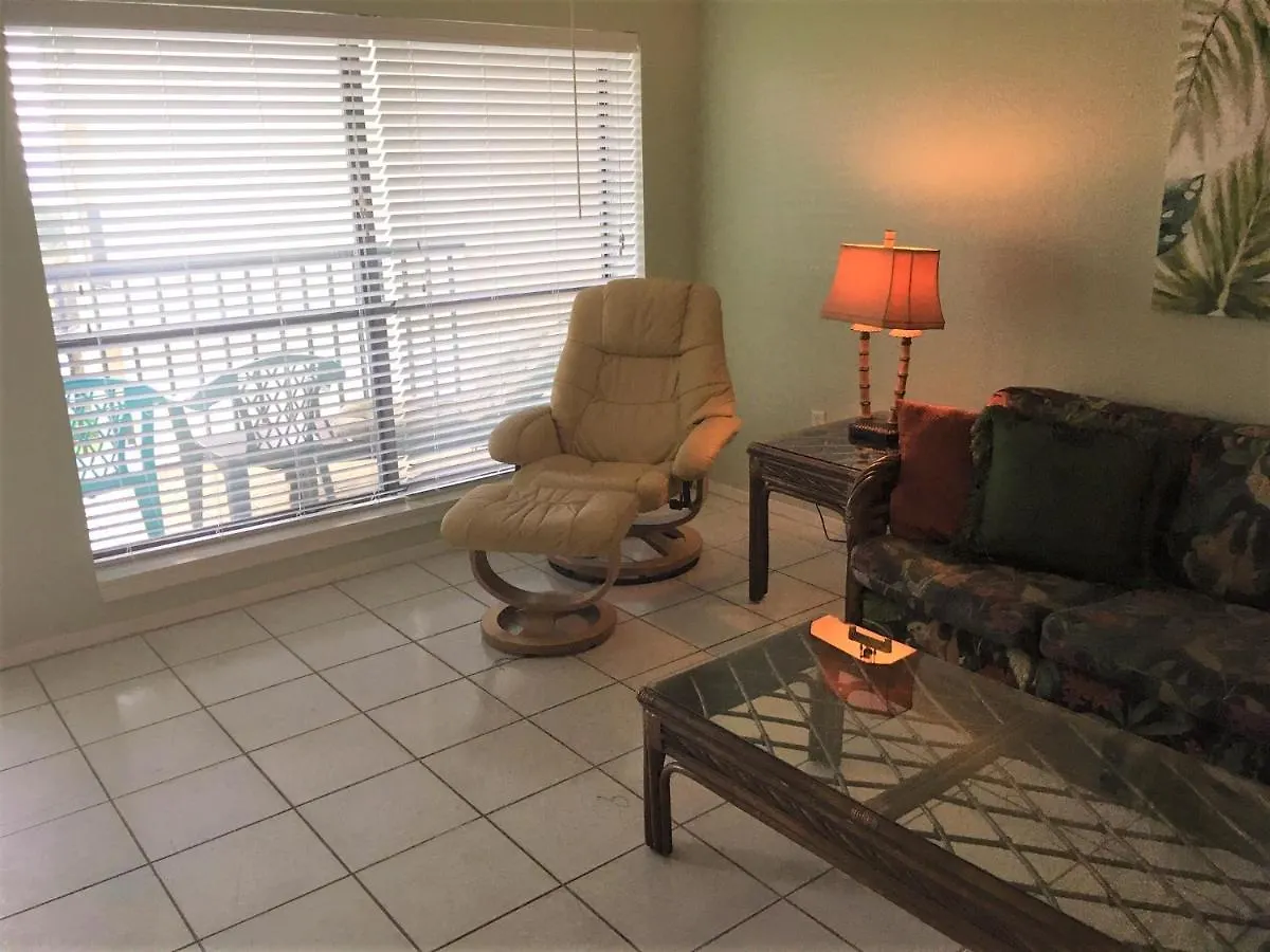 Beachside 2 Bedroom Sleeps 9 Holiday home South Padre Island