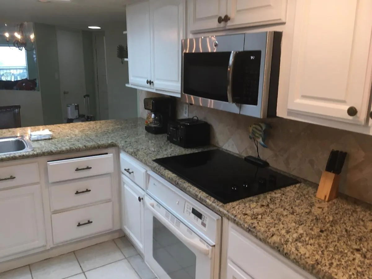 Beachside 2 Bedroom Sleeps 9 South Padre Island