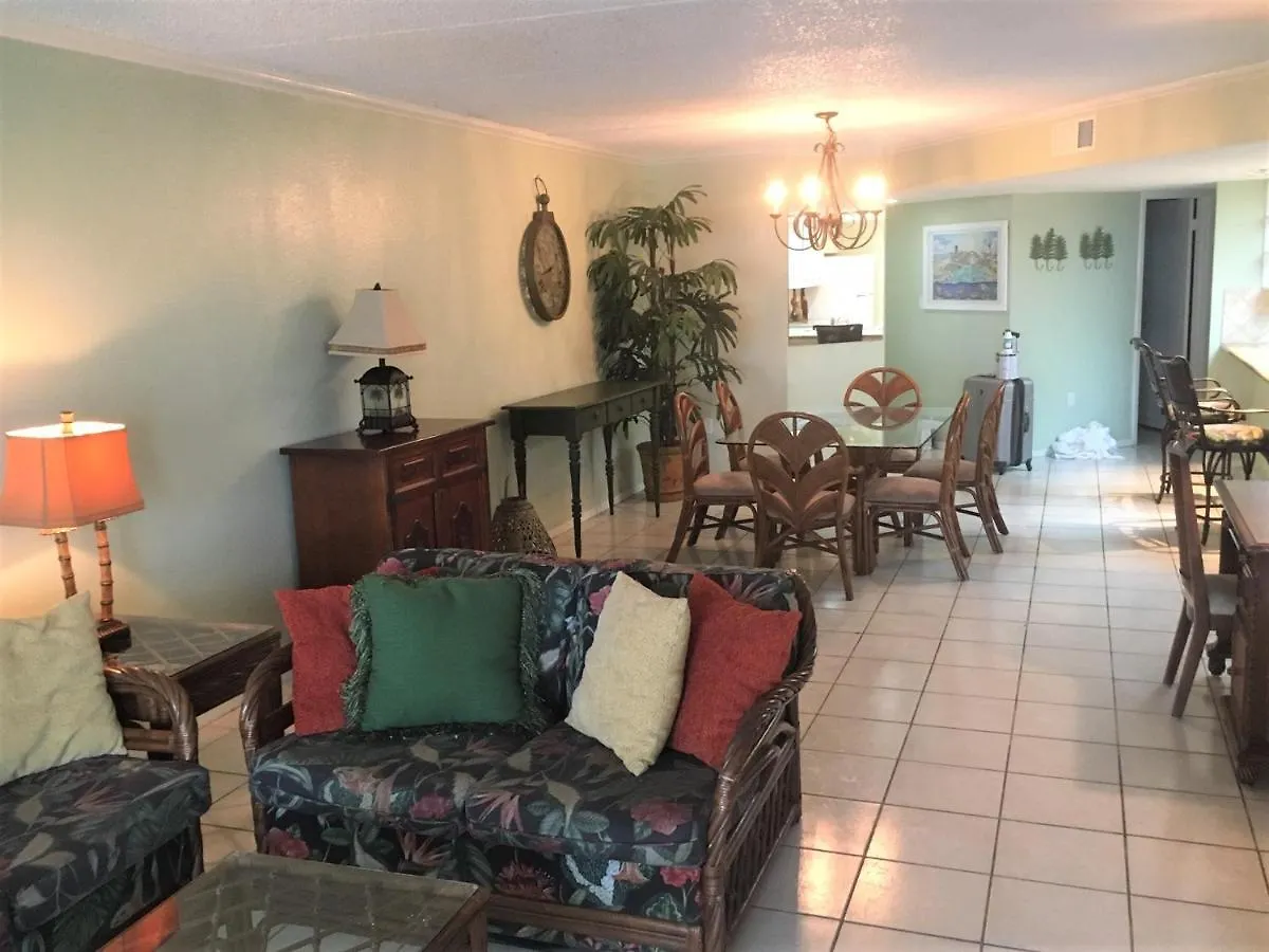 Beachside 2 Bedroom Sleeps 9 South Padre Island