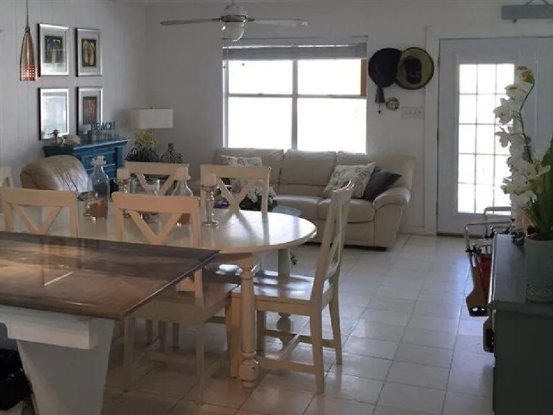 Gulf 4 Bedroom House By Fountain Vista