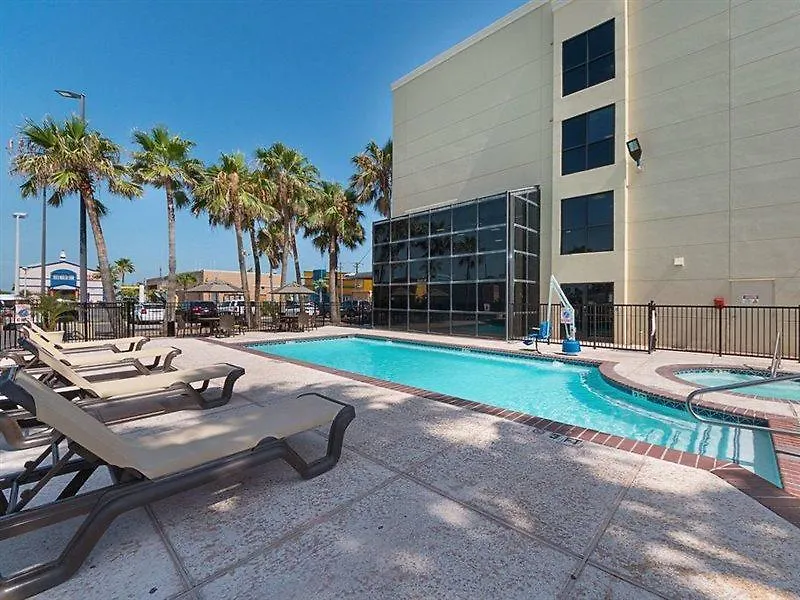 Comfort Beachside Hotel 3*