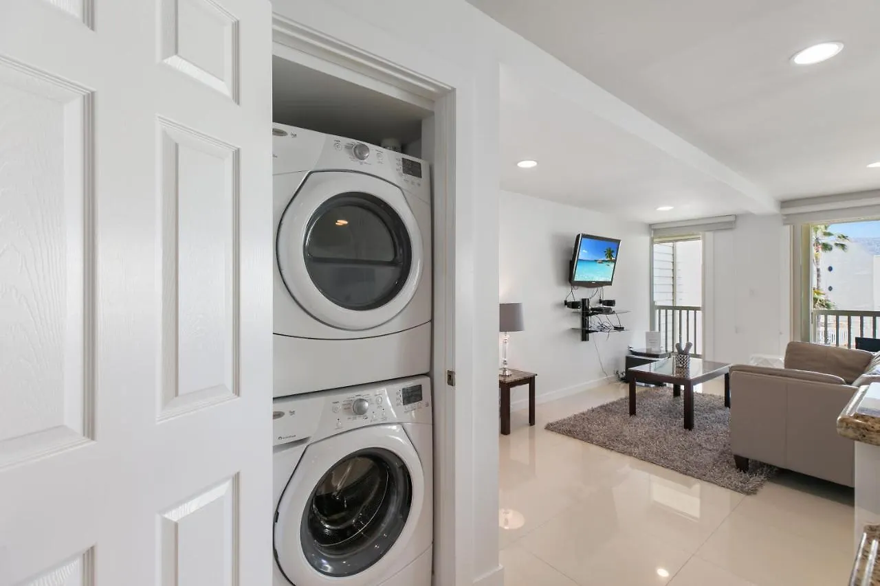 Amazing Beachfront Condo! Enjoy With Great Views Of Beach And Pool From Balcony * South Padre Island