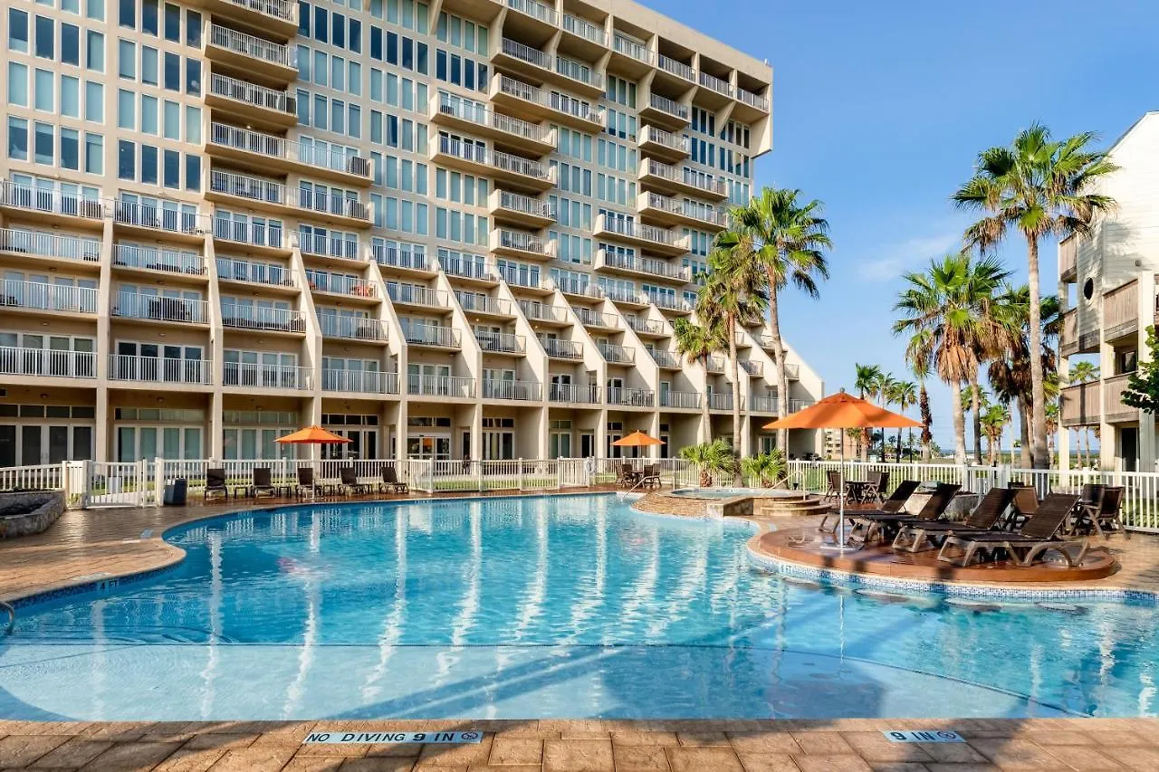 別荘 Perfect Big Family Getaway! Spectacular Large Balcony Overlooking The Pool Beachfront サウス・パドリー・アイランド