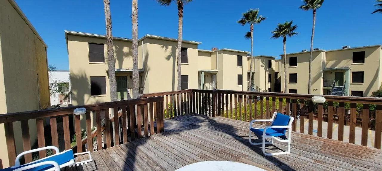 Spotless Updated With Pool - Habitat Unit 7 Lejlighed