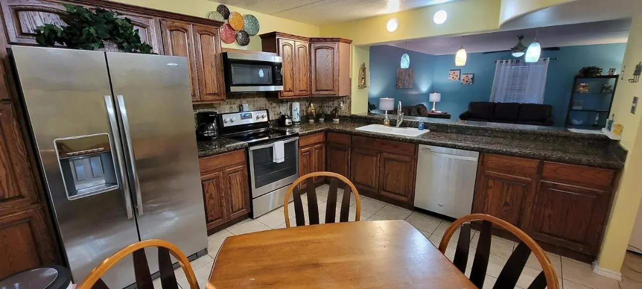 Appartement Spotless Updated With Pool - Habitat Unit 7