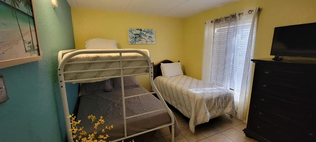 Appartement Spotless Updated With Pool - Habitat Unit 7 *