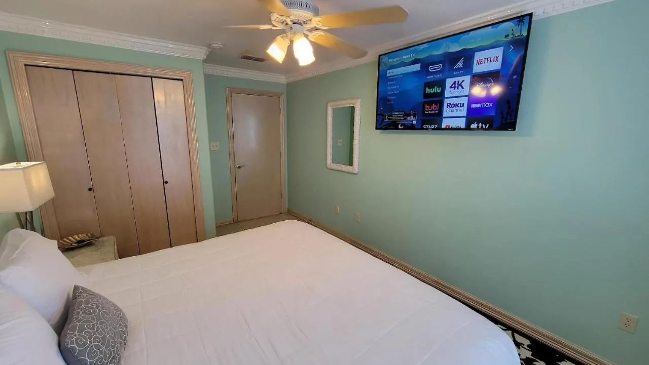 Large 3 Bedroom With Big Pool - Campeche Triplex Unit A Apartman South Padre Island
