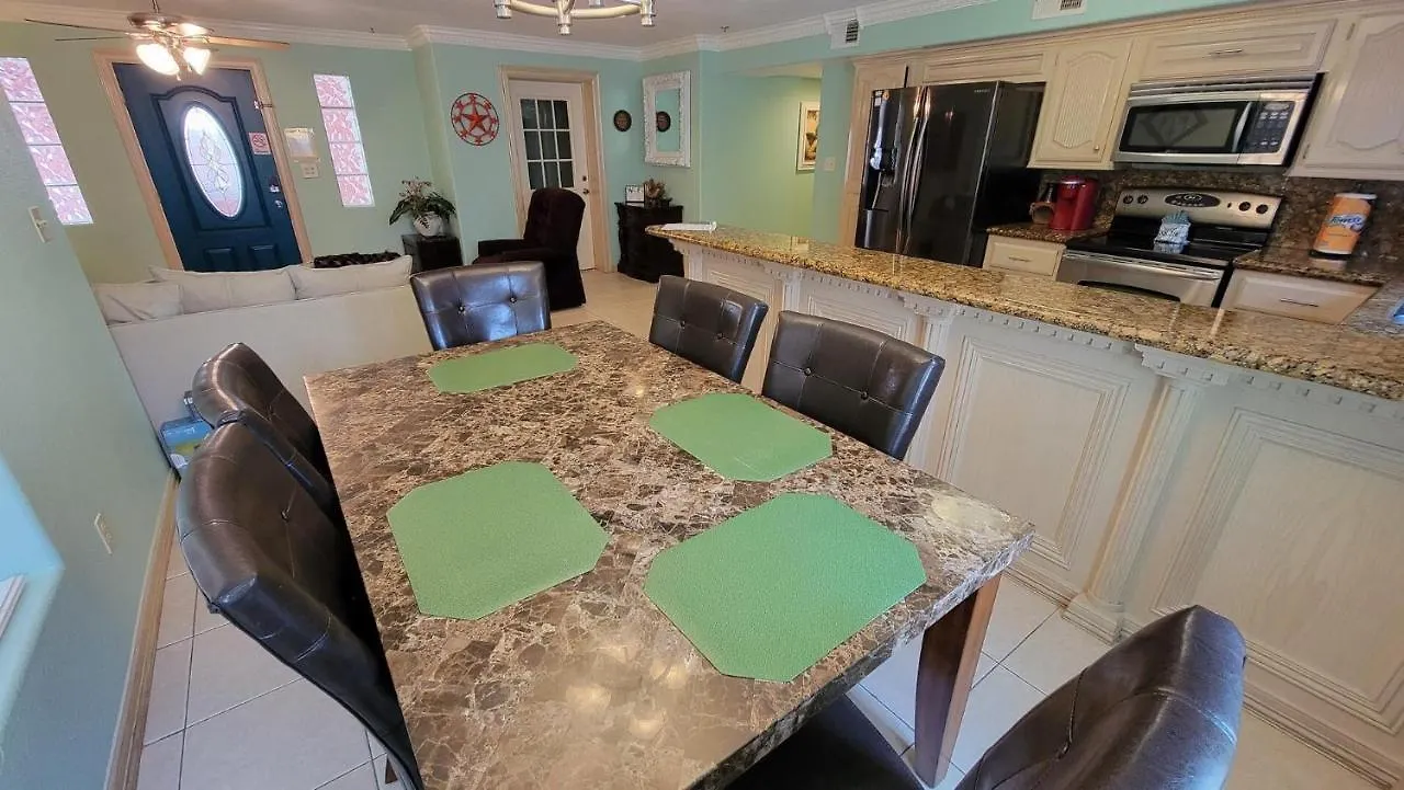 Large 3 Bedroom With Big Pool - Campeche Triplex Unit A Apartman
